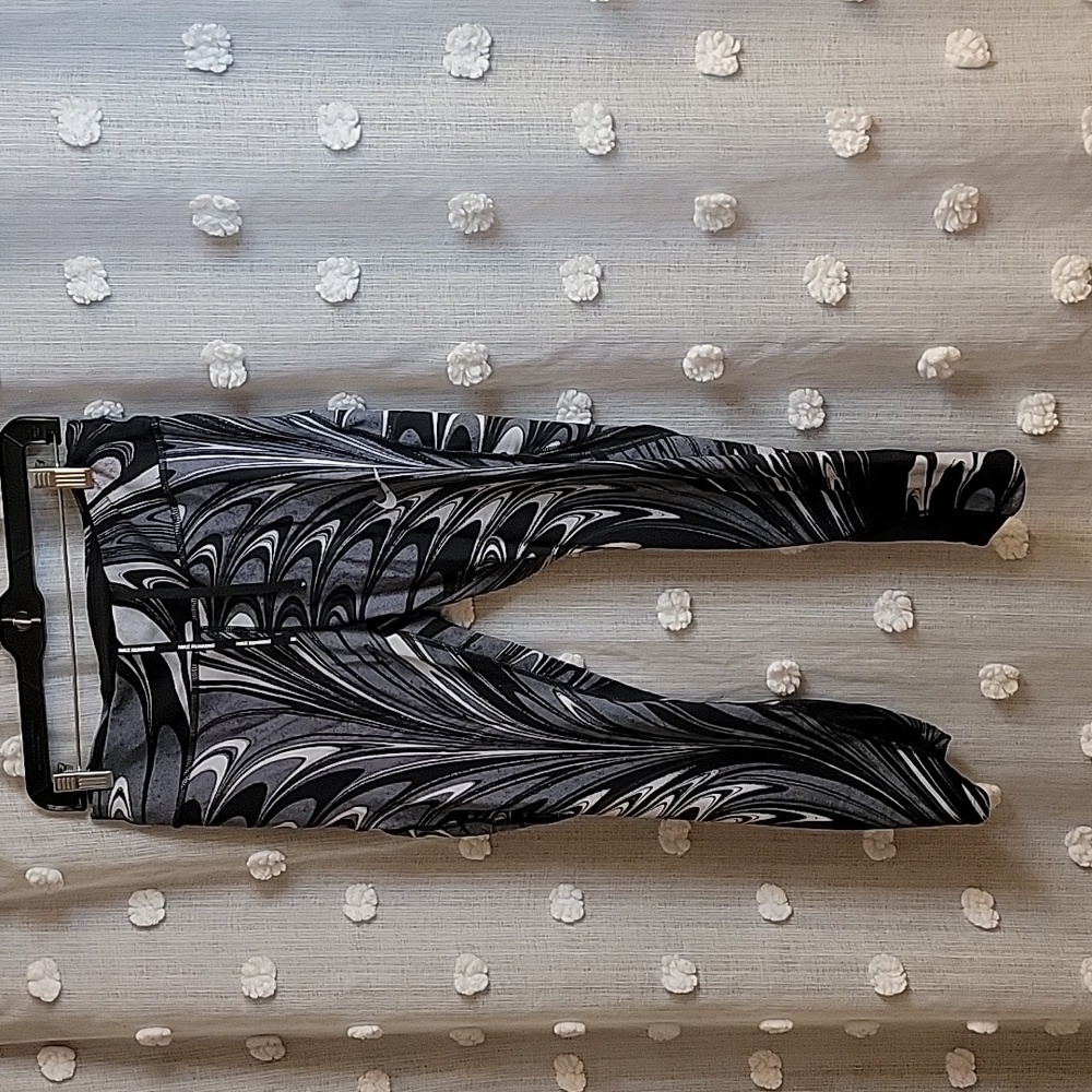 Super nice Nike running leggings